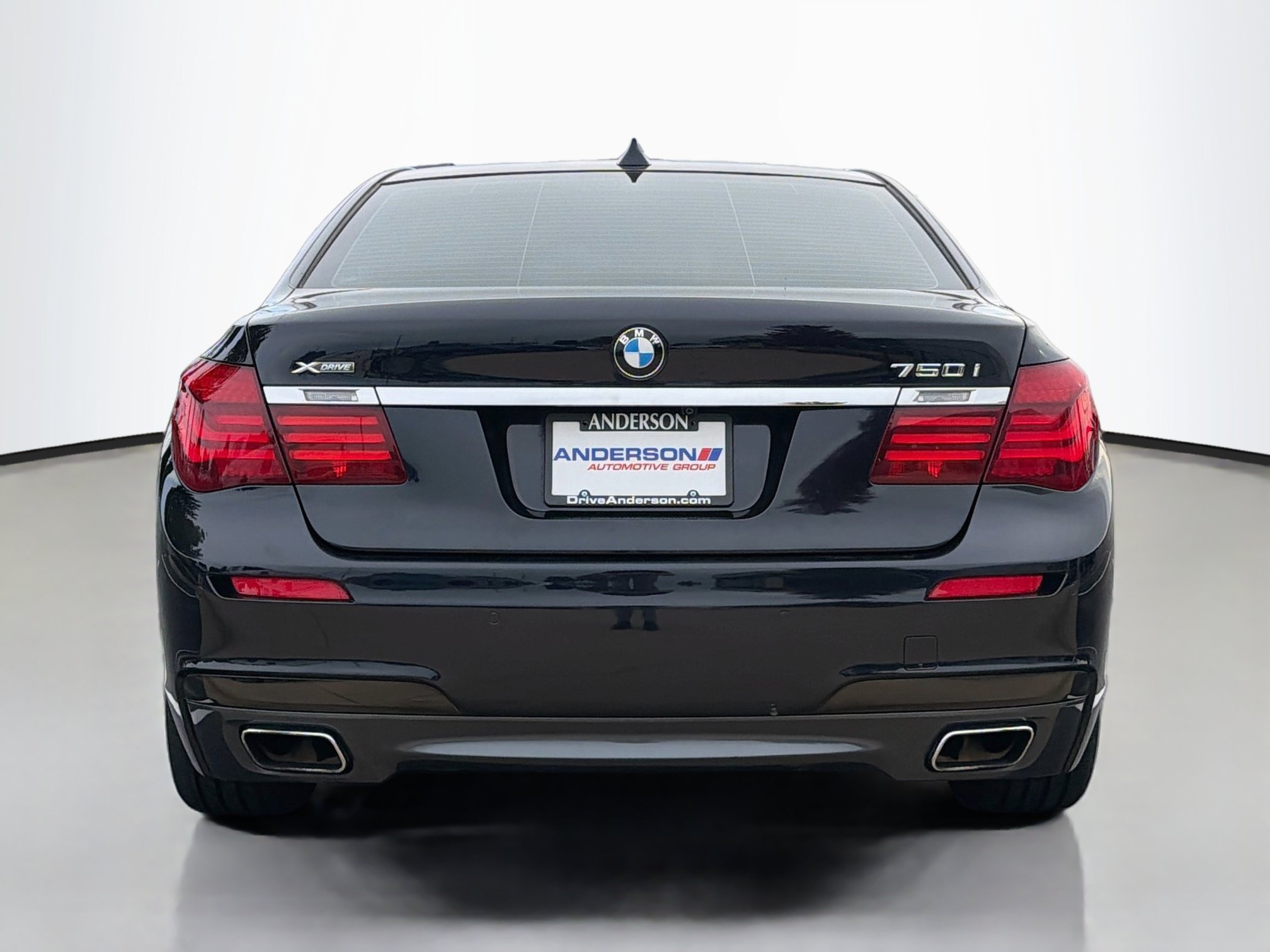 Used 2015 BMW 750i xDrive AWD/4WD image 6