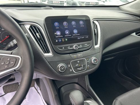 Used 2024 Chevrolet Malibu RS w/ LPO, Floor Liner Package image 18