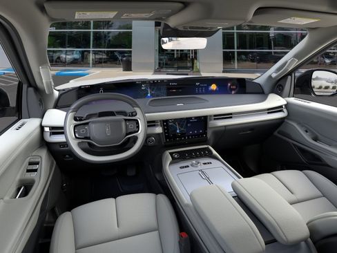 New 2026 Lincoln Navigator L Reserve w/ Jet Appearance Package AWD/4WD image 9
