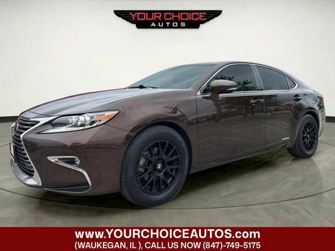 Used 2016 Lexus ES 300h w/ Luxury Package w/Wood Trim FWD image 1