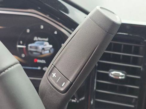 New 2026 GMC Sierra 1500 SLE image 31