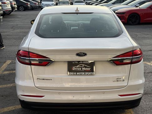 Used 2019 Ford Fusion SE FWD image 6