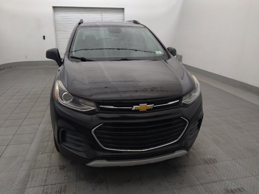 Used 2020 Chevrolet Trax LT w/ LT Convenience Package FWD image 14