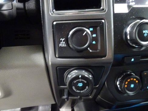 Used 2018 Ford F150 XLT w/ Equipment Group 302A Luxury AWD/4WD image 29