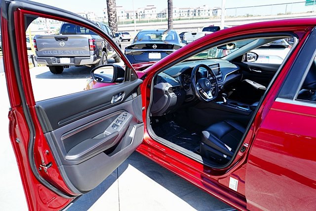 Used 2020 Nissan Altima 2.5 SR FWD image 46