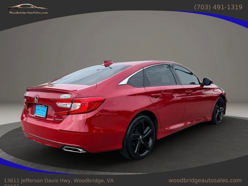Used 2019 Honda Accord Sport image 4