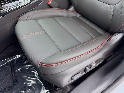 New 2026 Chevrolet TrailBlazer RS w/ Convenience Package image 18