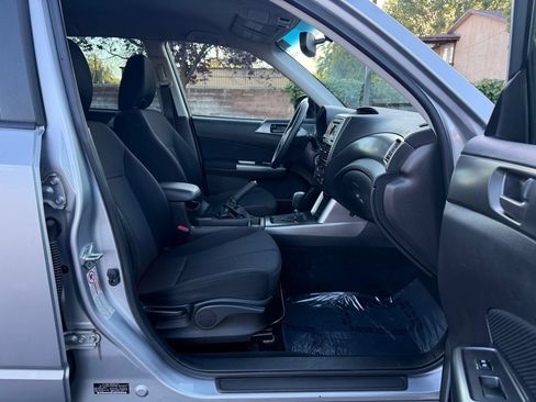 Used 2012 Subaru Forester 2.5X w/ Alloy Wheel Pkg AWD/4WD image 28