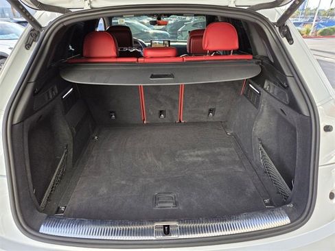 Used 2023 Audi SQ5 Premium Plus w/ Premium Plus Package image 12