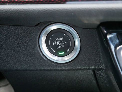 Used 2024 Chevrolet Traverse RS AWD/4WD image 27