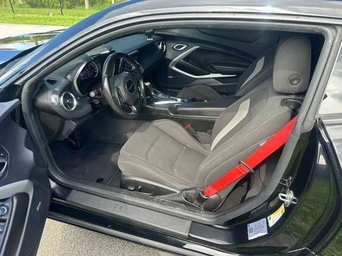 Used 2023 Chevrolet Camaro LT w/ RS Package RWD image 9