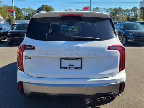 New 2025 Kia Telluride S image 5