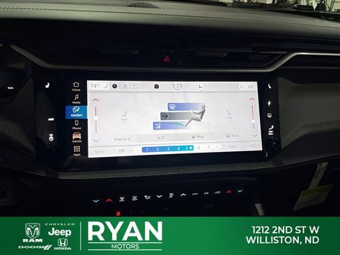New 2026 Jeep Cherokee Laredo AWD/4WD image 29
