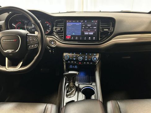 Used 2025 Dodge Durango GT AWD/4WD image 13