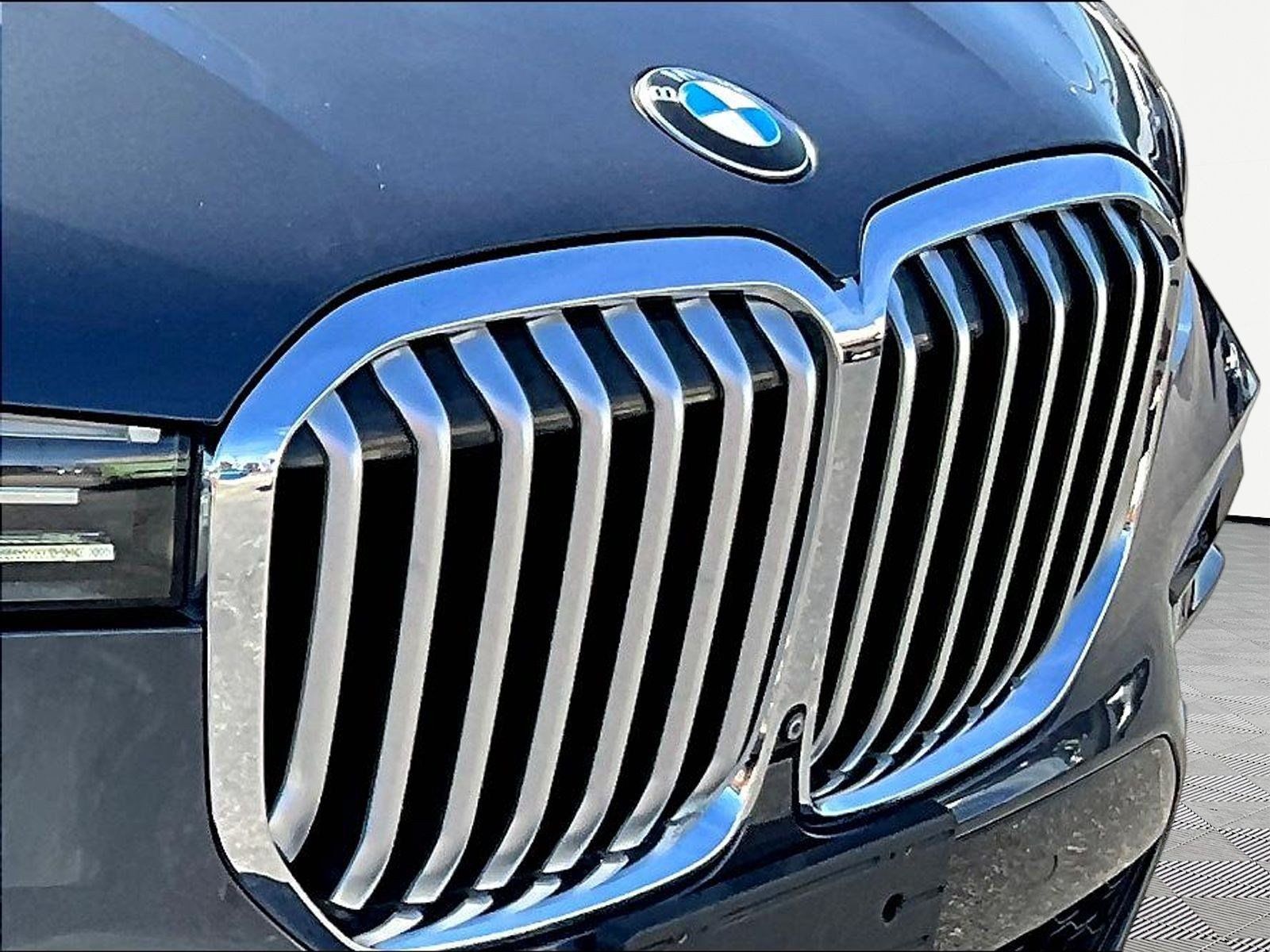 Used 2019 BMW X7 xDrive40i w/ Premium Package AWD/4WD image 34