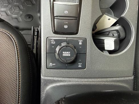 Used 2023 Ford Bronco Sport Badlands AWD/4WD image 19