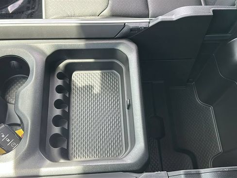 Used 2026 RAM 1500 Laramie AWD/4WD image 25