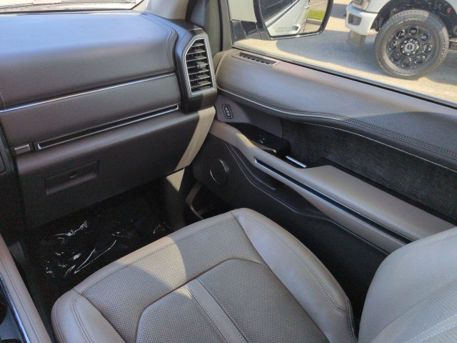 Certified 2021 Ford Expedition Limited RWD image 19