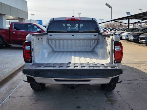 New 2026 GMC Canyon Elevation w/ Convenience Package image 47