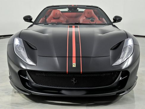 Used 2023 Ferrari 812 GTS RWD image 4