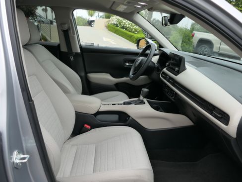 Used 2023 Honda HR-V LX image 25