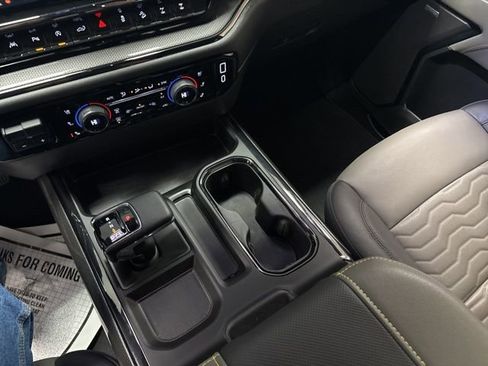 Used 2024 Chevrolet Silverado 1500 ZR2 w/ Technology Package image 26