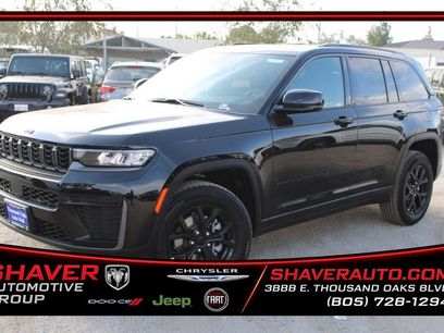 New 2026 Jeep Grand Cherokee Altitude