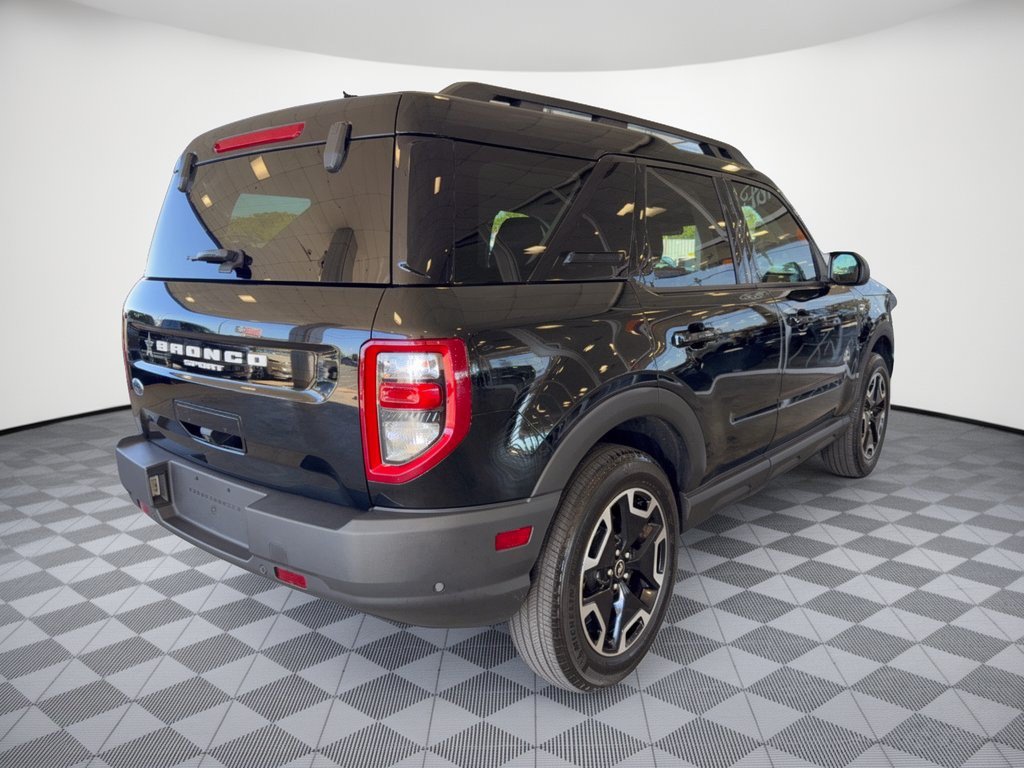Used 2024 Ford Bronco Sport Outer Banks AWD/4WD image 9