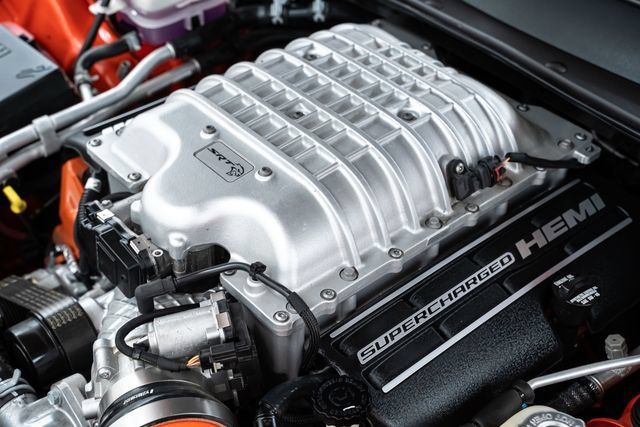 Used 2017 Dodge Challenger SRT Hellcat RWD image 41