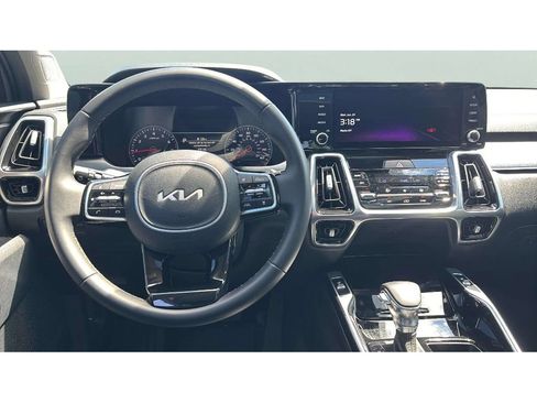 Used 2022 Kia Sorento SX AWD/4WD image 15