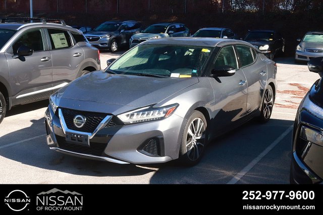 Used 2021 Nissan Maxima 3.5 SV w/ Floor Mat Group FWD image 3