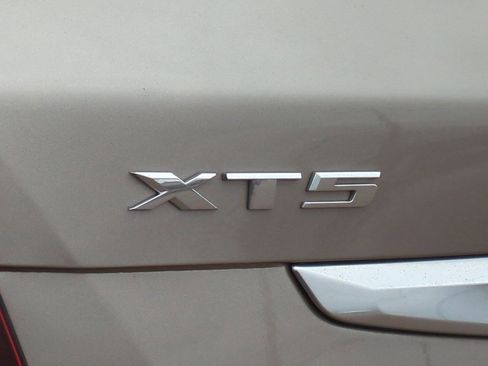 Certified 2023 Cadillac XT5 Premium Luxury image 13