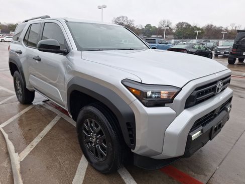Used 2025 Toyota 4Runner SR5 image 8