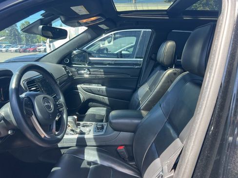 Used 2019 Jeep Grand Cherokee High Altitude AWD/4WD image 5