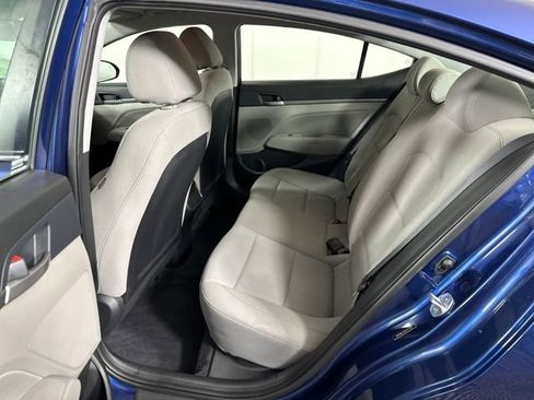 Used 2018 Hyundai Elantra SEL image 25