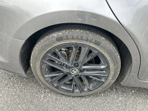 Used 2025 Toyota Camry SE FWD image 26