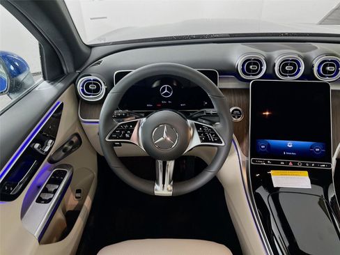 New 2026 Mercedes-Benz GLC 300 4MATIC image 24