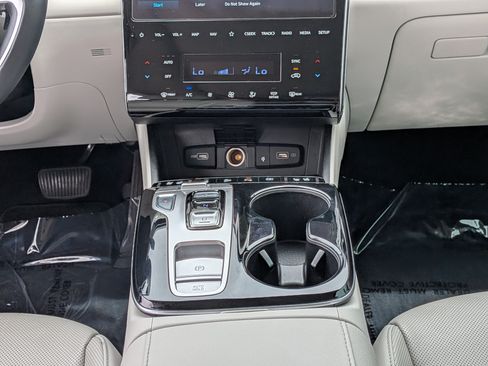 Used 2023 Hyundai Tucson Limited FWD image 21