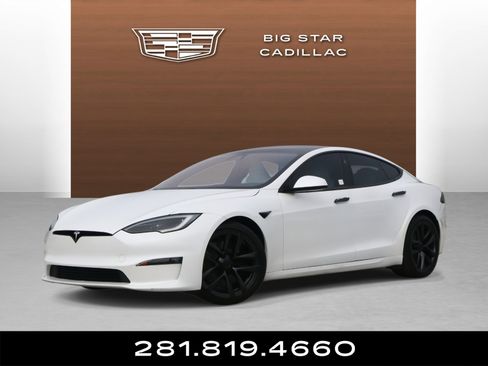 Used 2022 Tesla Model S Plaid image 1
