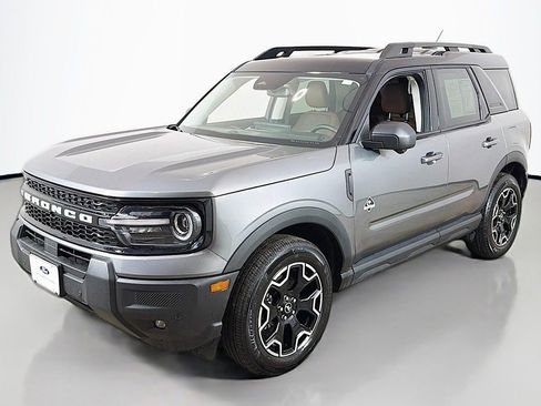 Used 2025 Ford Bronco Sport Outer Banks w/ Outer Banks Tech Package+ image 9