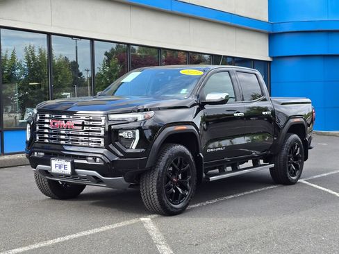 Used 2023 GMC Canyon Denali w/ Denali Black Edition AWD/4WD image 1