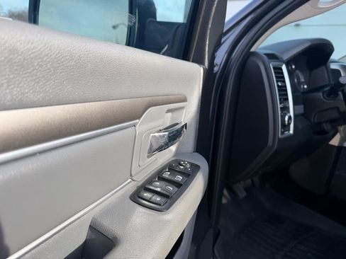 Used 2014 RAM 1500 Big Horn image 9