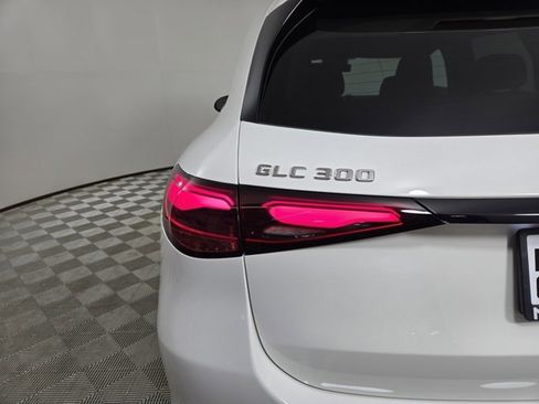 Certified 2025 Mercedes-Benz GLC 300 4MATIC image 10