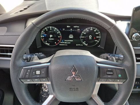 Used 2024 Mitsubishi Outlander SEL AWD/4WD image 20