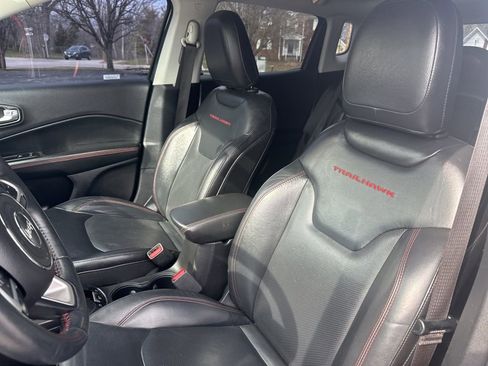 Used 2018 Jeep Compass Trailhawk w/ Leather Interior Group image 16
