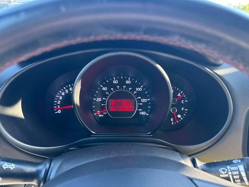 Used 2015 Kia Soul + FWD image 20