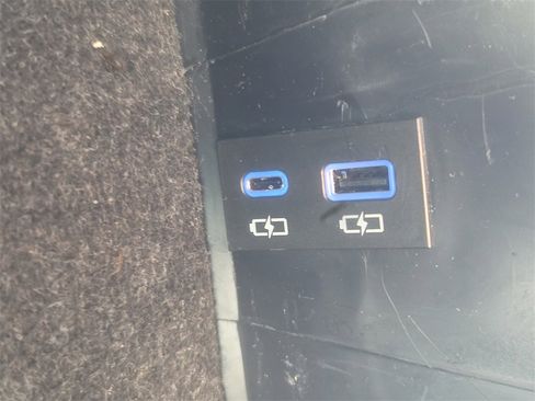 Certified 2021 Toyota Tacoma TRD Off-Road image 23