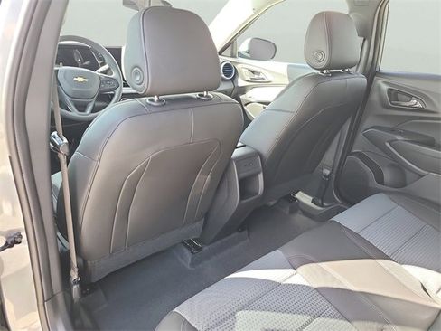 New 2026 Chevrolet Trax LT image 15