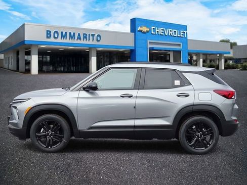 New 2026 Chevrolet TrailBlazer LT w/ Convenience Package FWD image 2