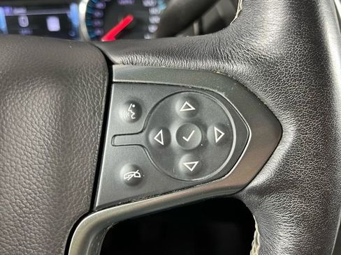 Used 2019 Chevrolet Tahoe LT w/ LT Signature Package image 16